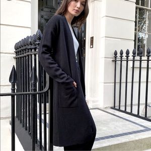 NWT Aritzia Babaton Lance Cardigan in Black
